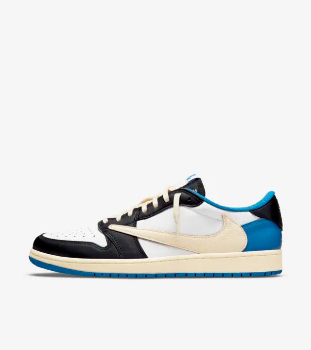 AIR JORDAN 1 LOW x TRAVIS SCOTT x FRAGMENT