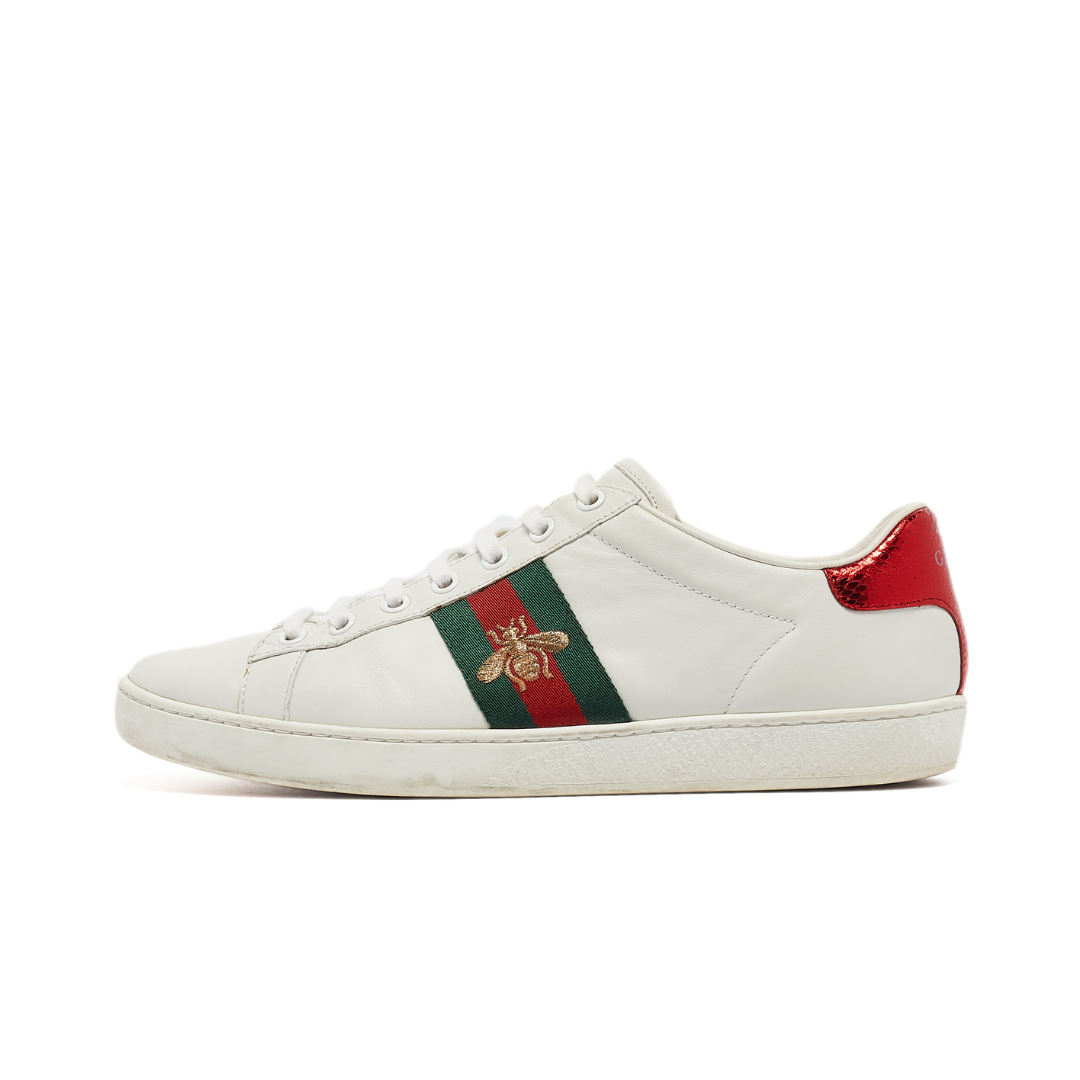 GUCCI ACE EMBROIDERED BEE WHITE by Gucci