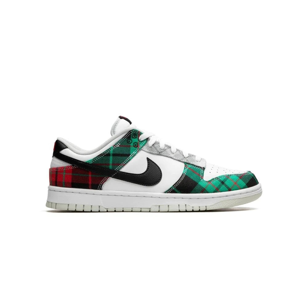 NIKE DUNK LOW TARTAN PLAID
