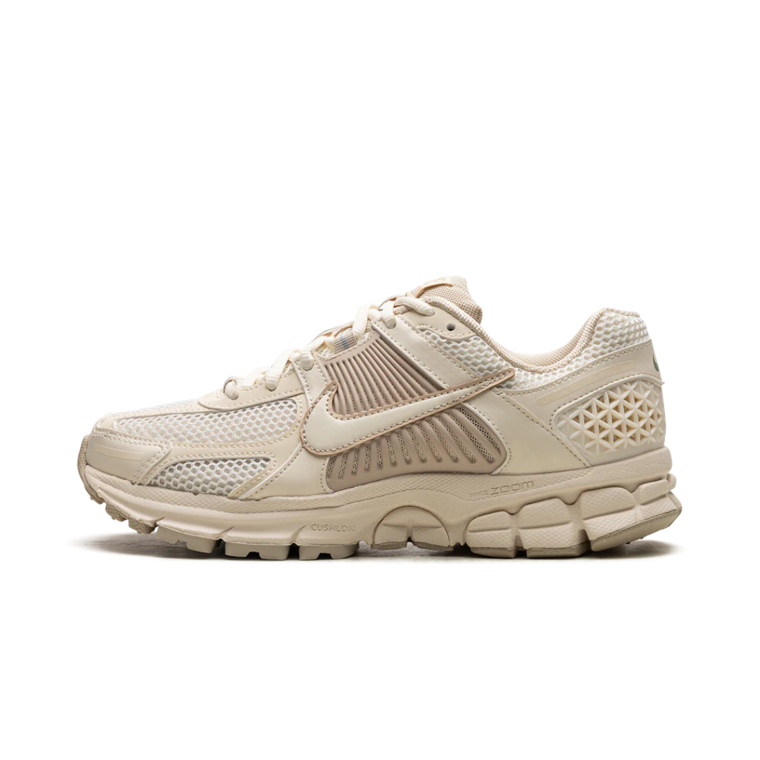 Nike Zoom Vomero 5 Sail Light Orewood Brown (W) by NIKE RUNNING