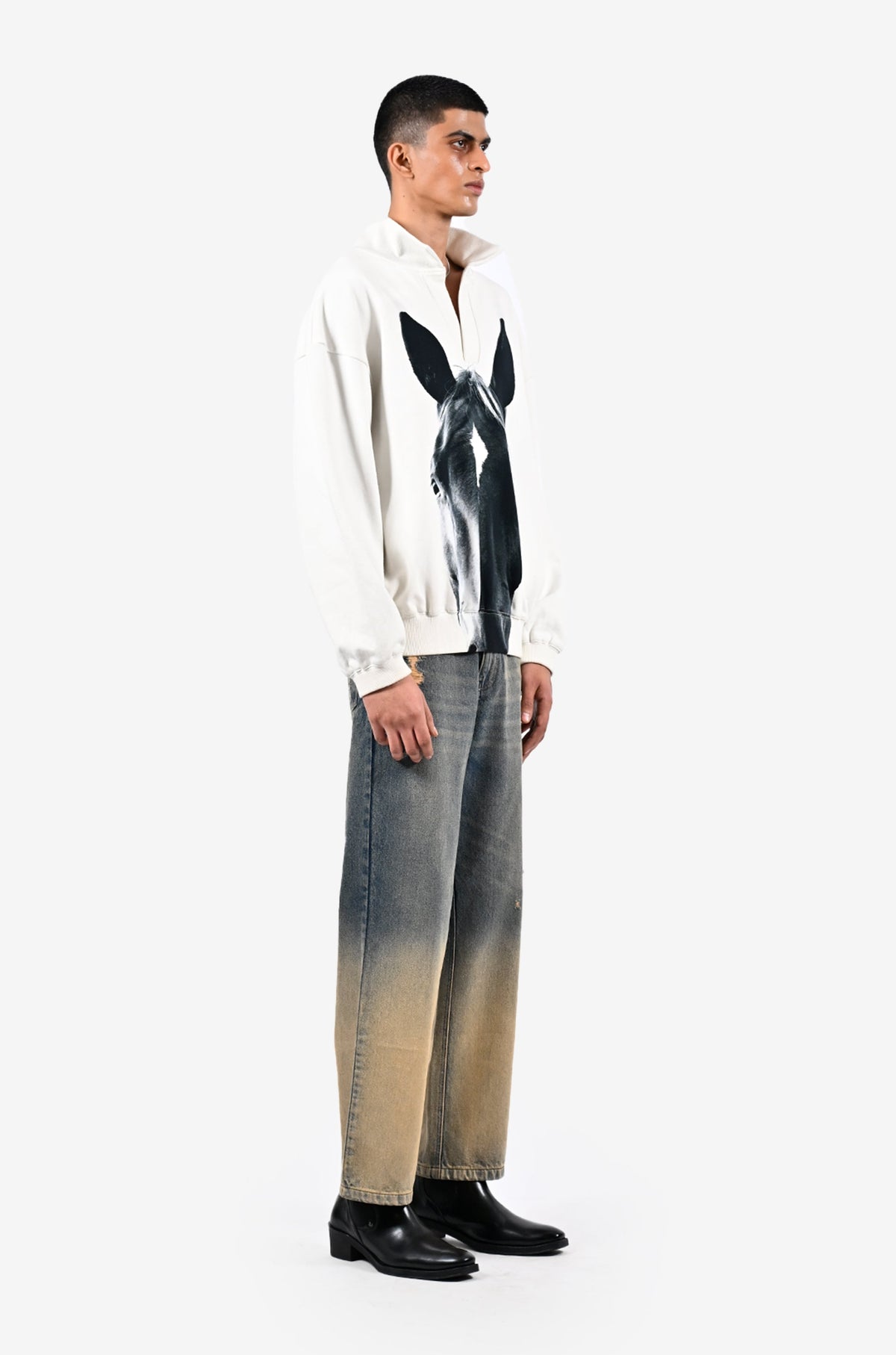 Horse printed sweatshirt - White by HUEMN