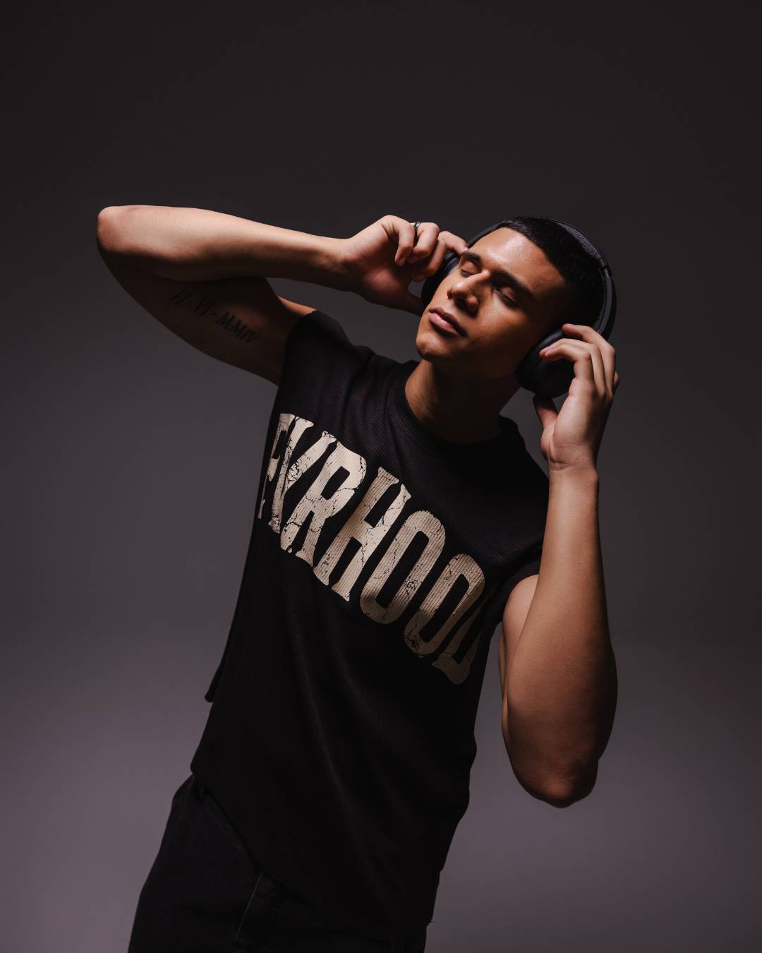 Waffle Sando - Obsidian Brown by Evrhood