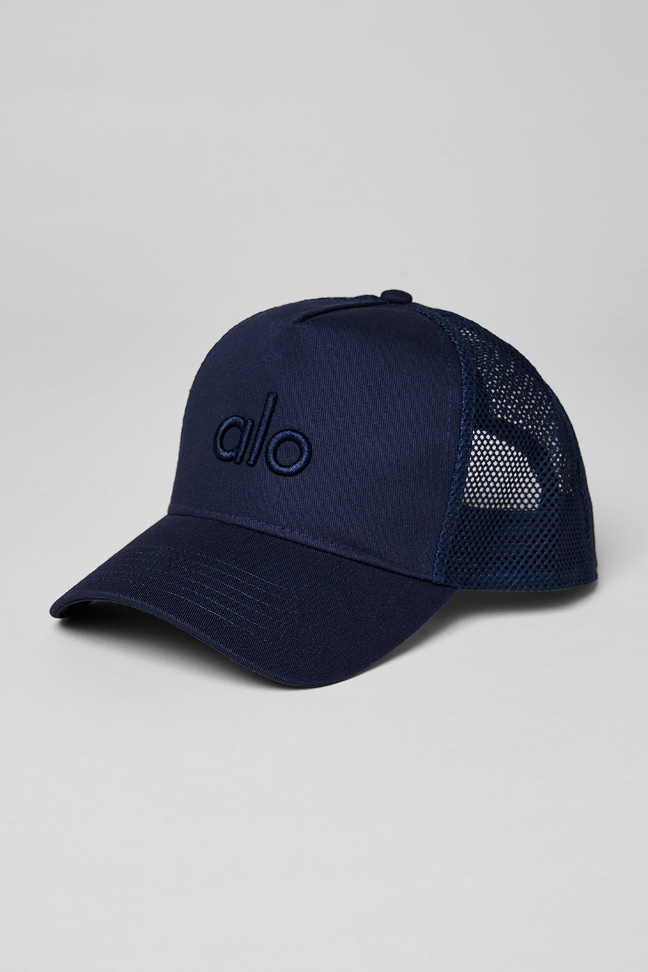 District Trucker Hat - Navy (A0007U)