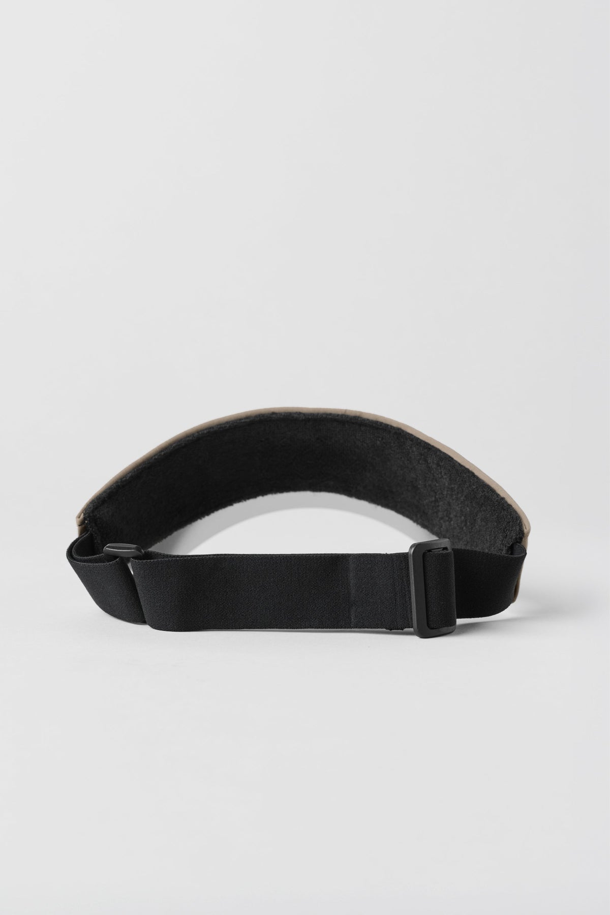 Alo Yoga Airlift Solar Visor in Gravel, product image 5 of 5