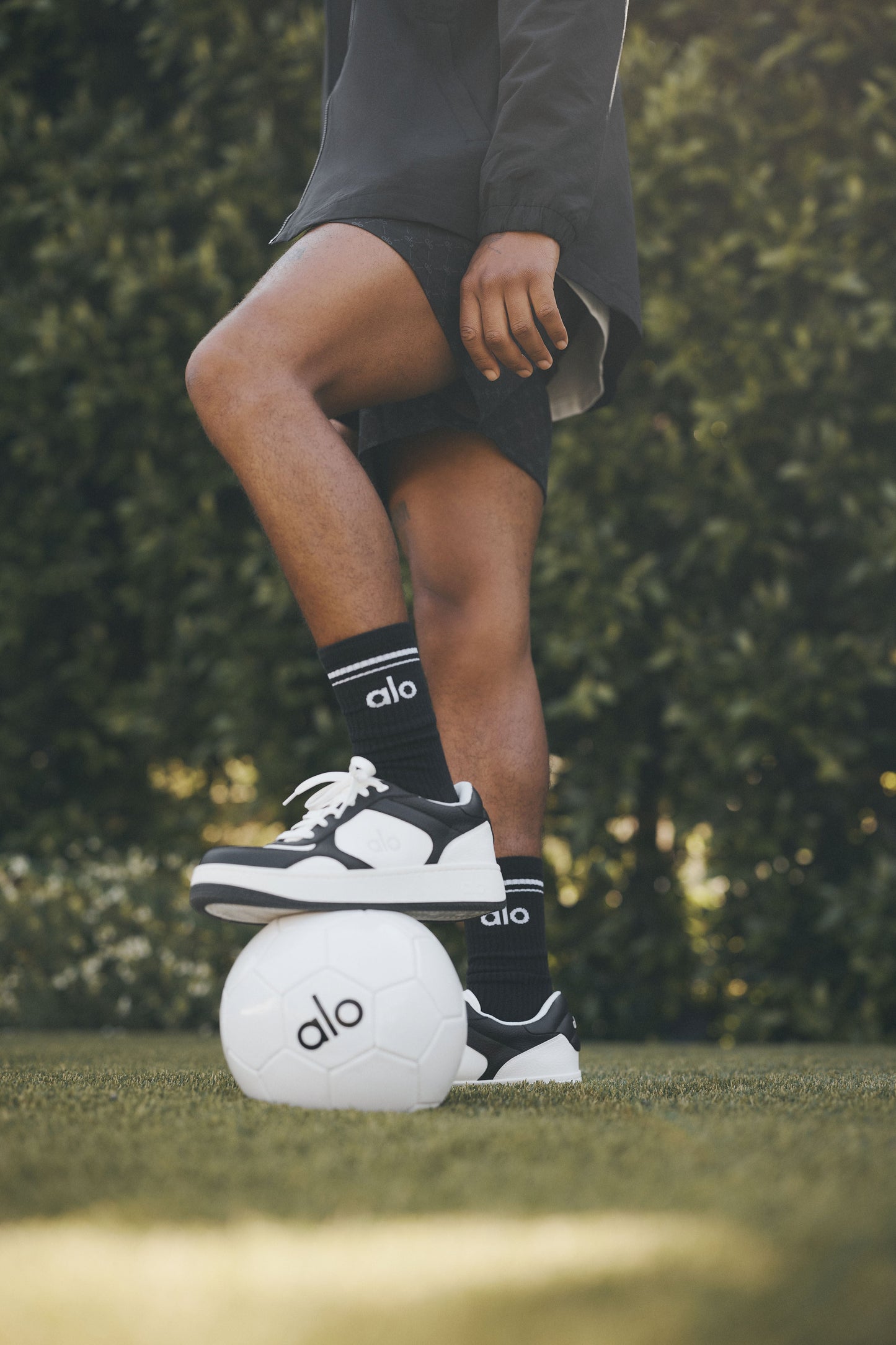 ALO Recovery Mode Sneaker - Black/White (MENSA0685U)