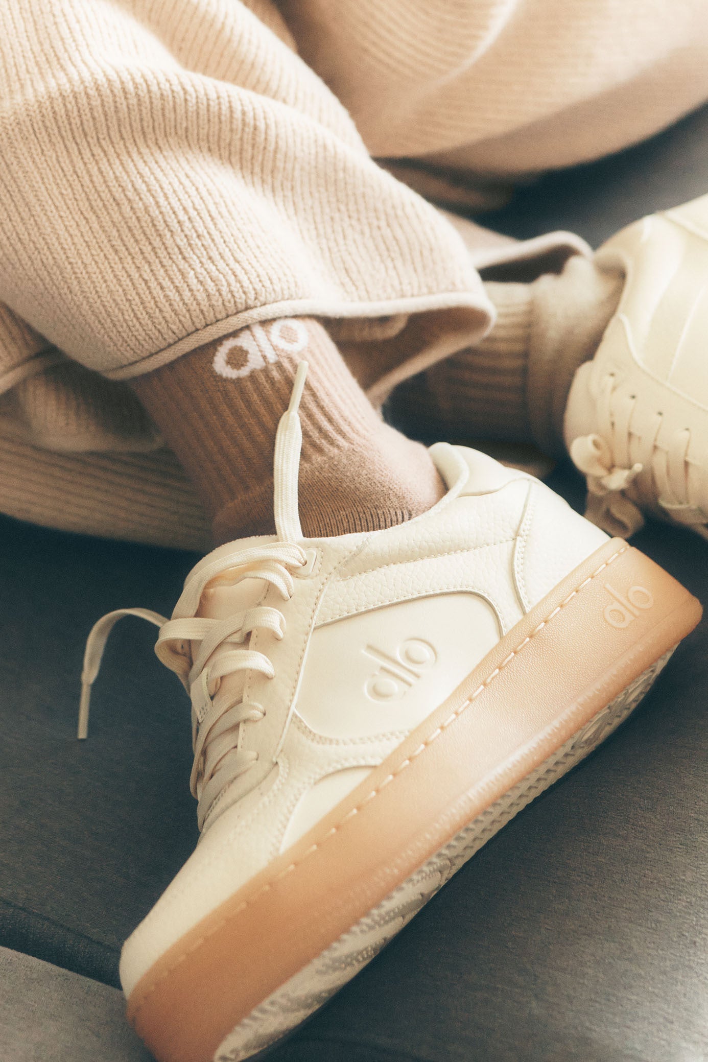 ALO Recovery Mode Sneaker - Clay (A0685U)