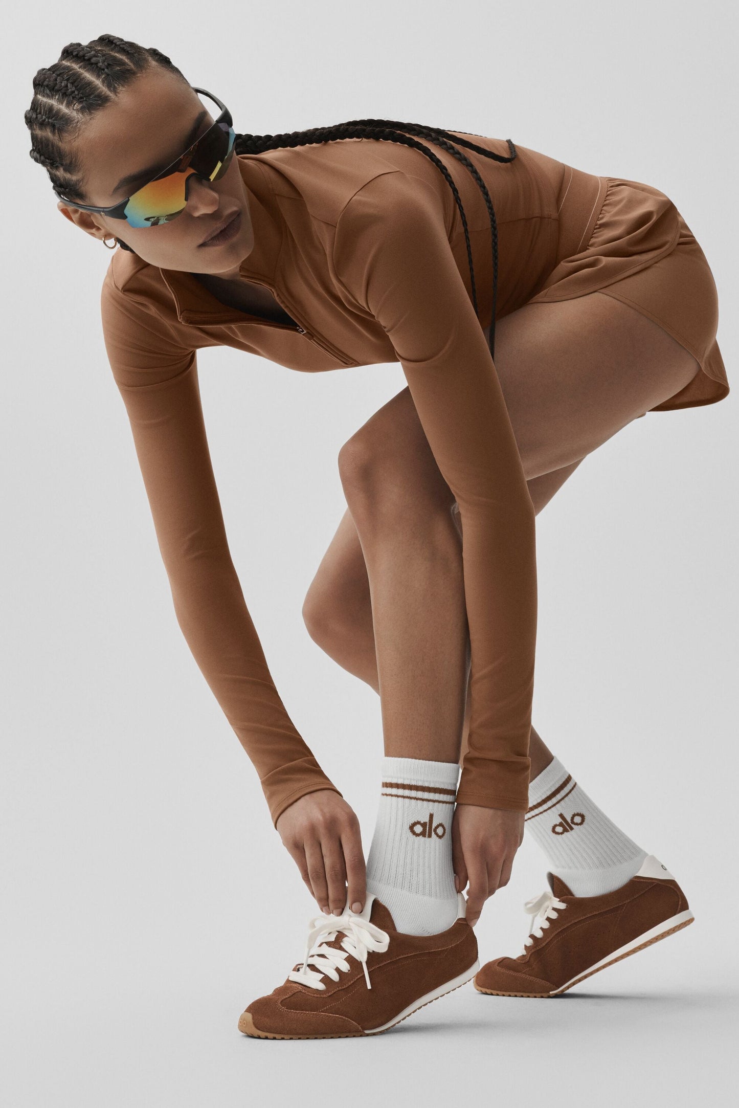 ALO Sunset Sneaker - Rich Sun Kissed Brown (A0891U)
