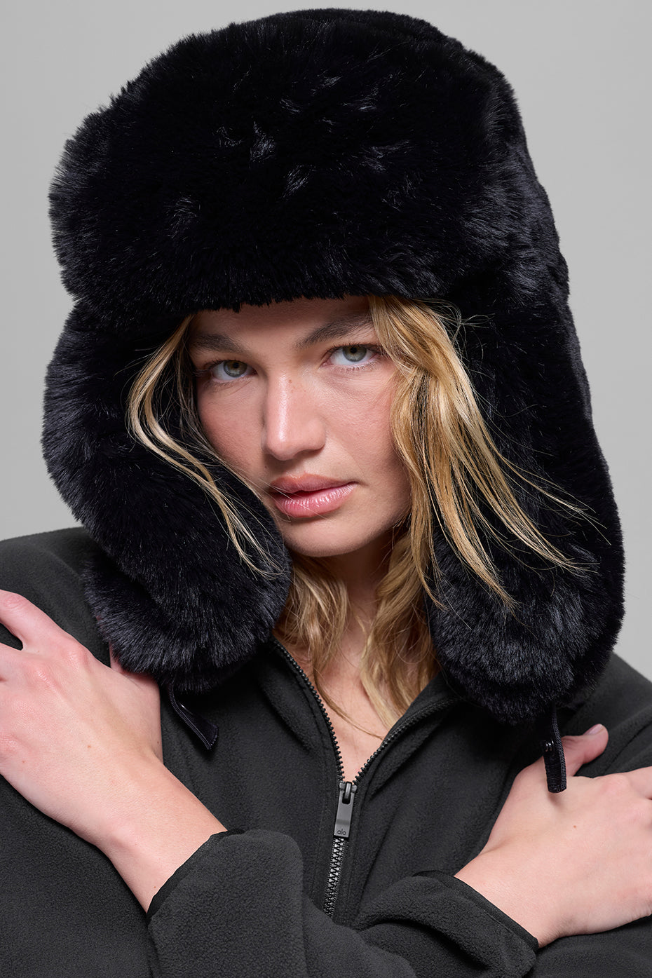 Faux Fur Starstruck Hat - Black (A1014U)