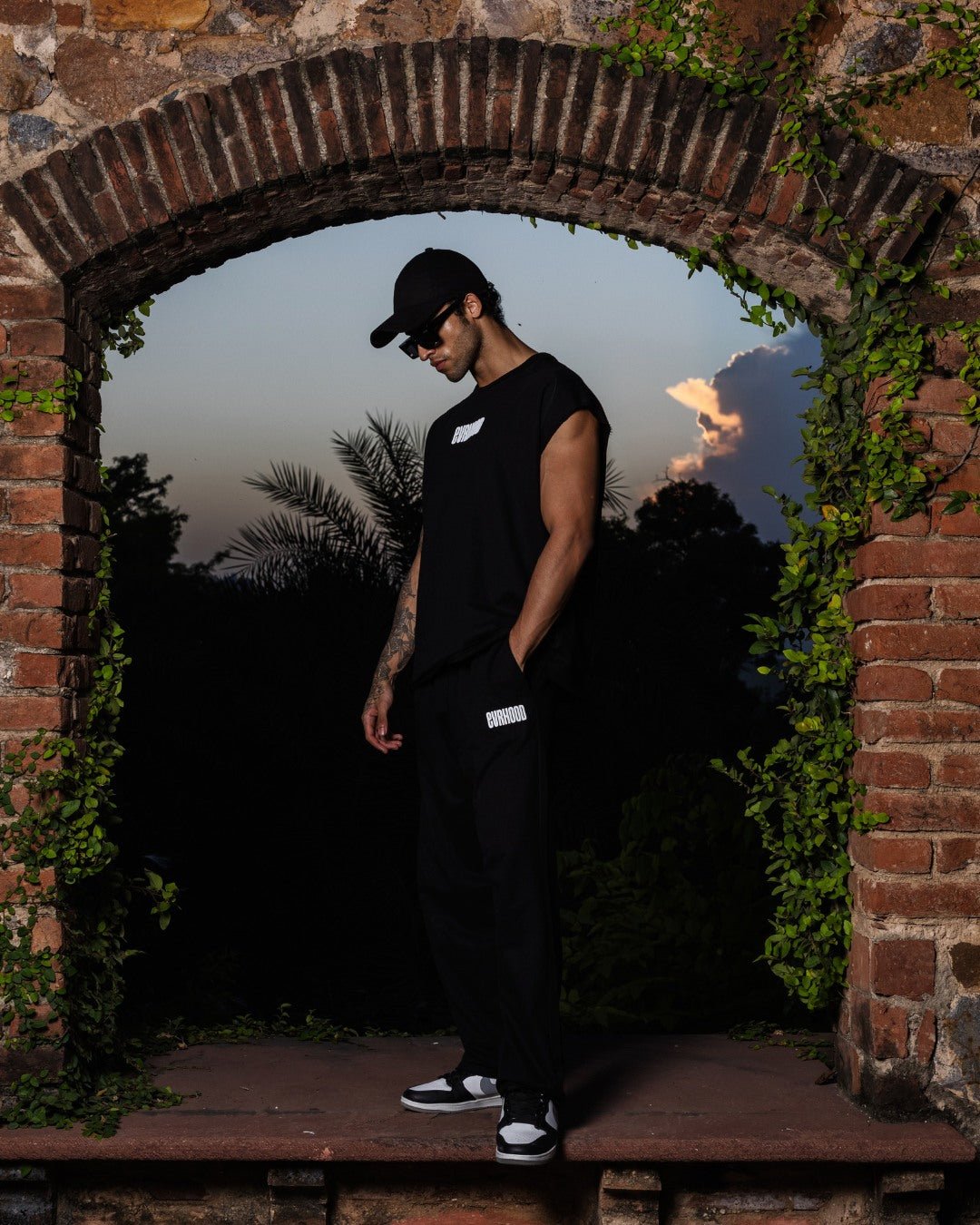 Black Sandos Set by Evrhood