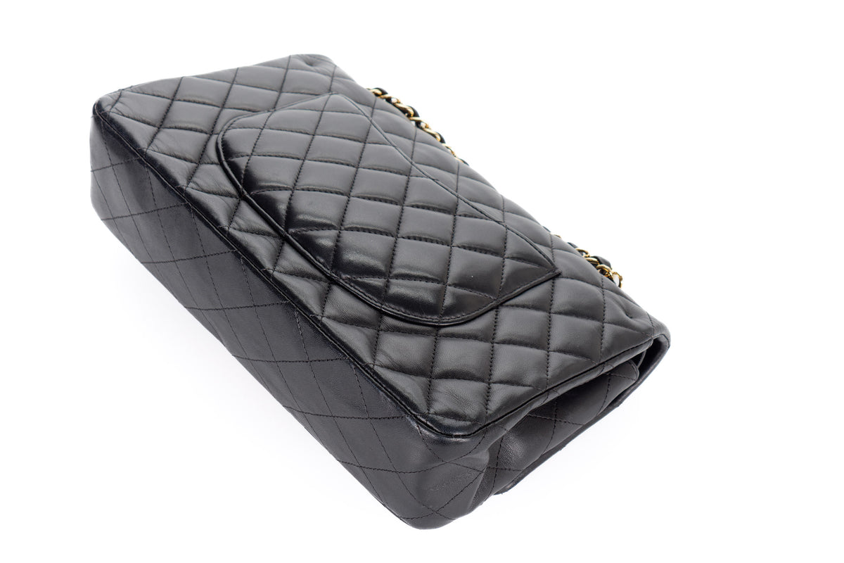 Chanel Medium Classic Flap Black Lambskin Gold Hardware - view 15