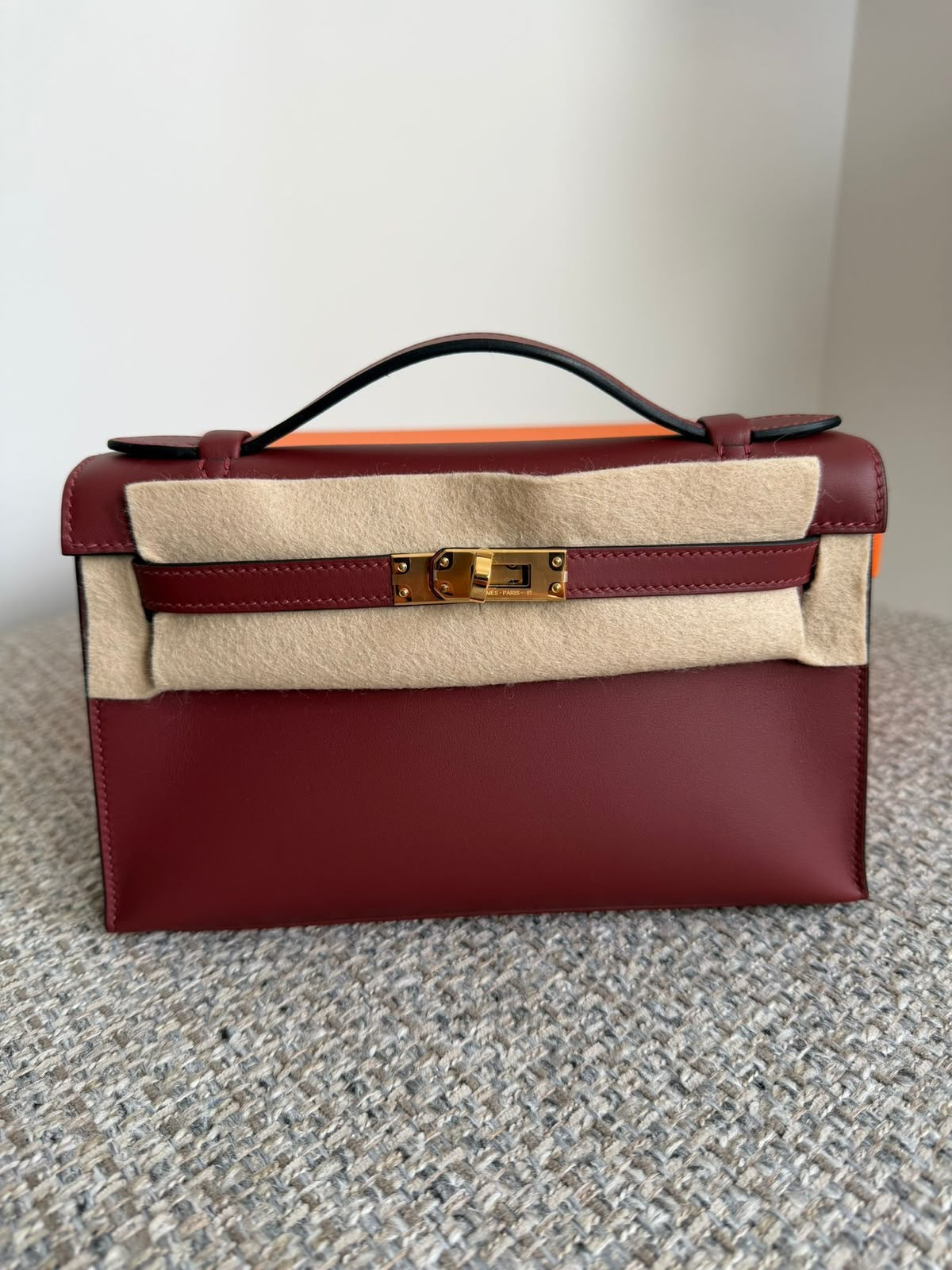 Hermès Kelly Pochette – Rouge H Swift