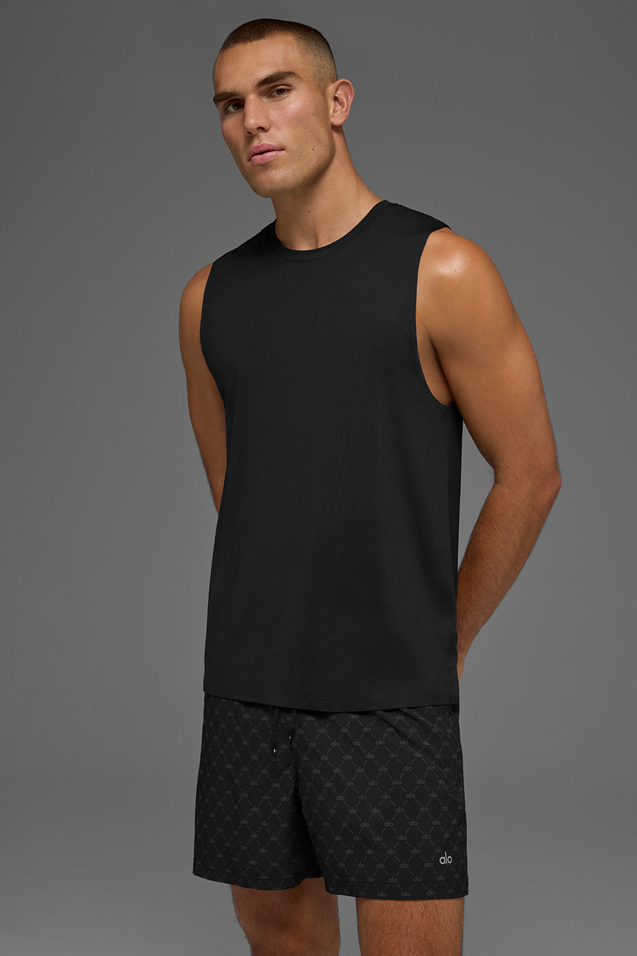 Idol Muscle Tank - Black (M2075R)