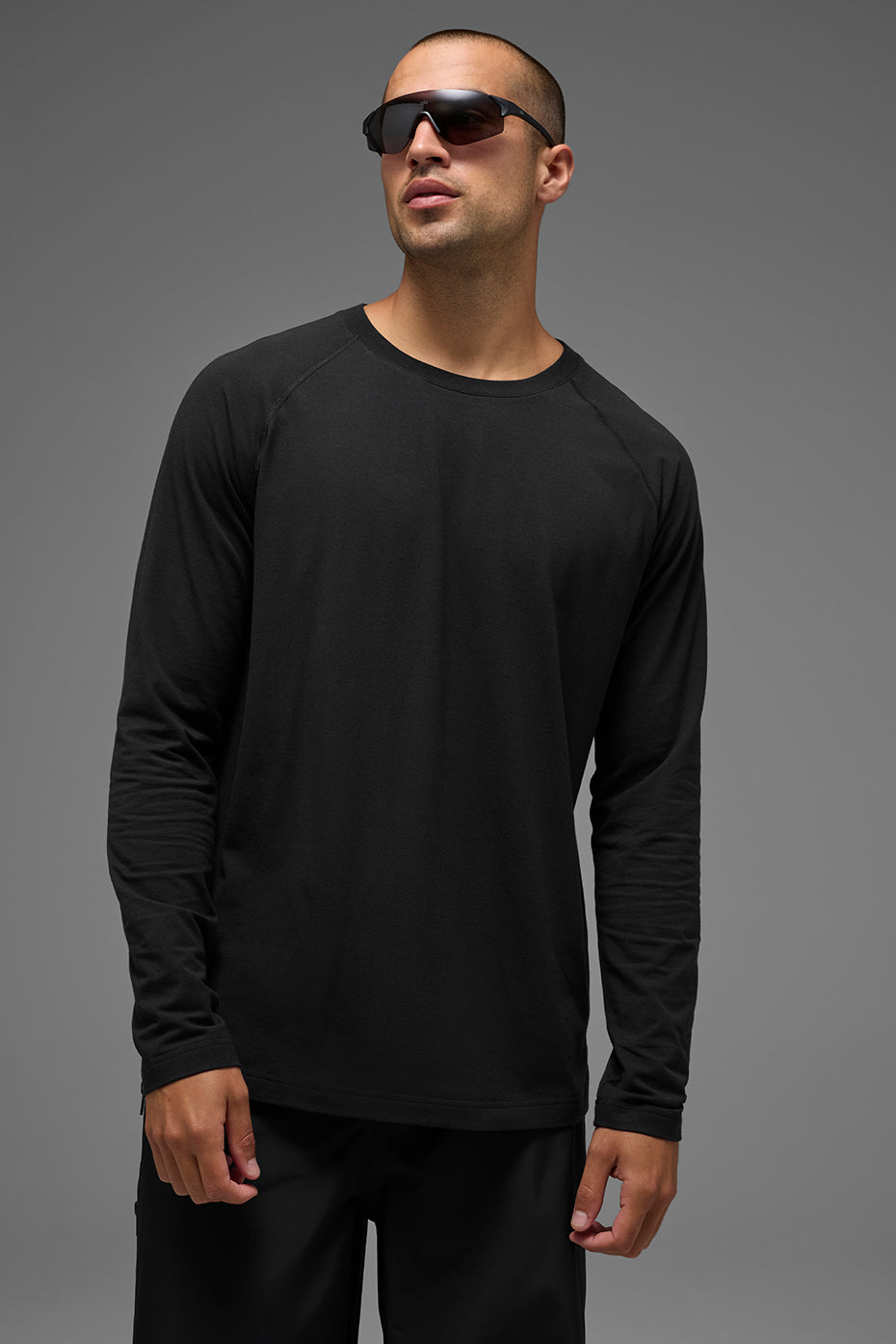 ALO Vapor Crewneck Long Sleeve - Black (M3266R)