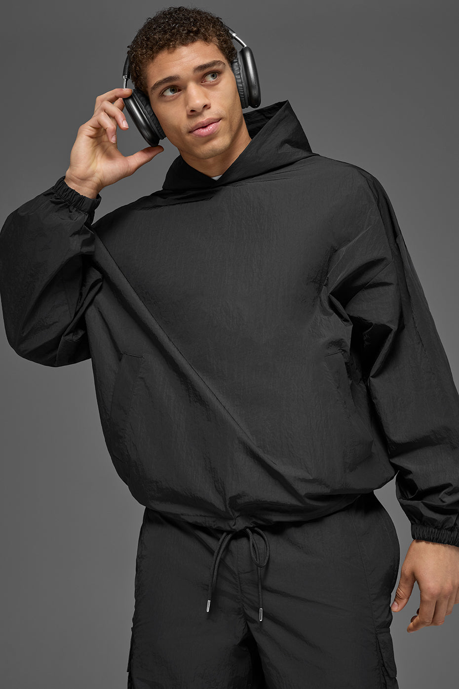 Axis Hooded Pullover - Black (M3307R)