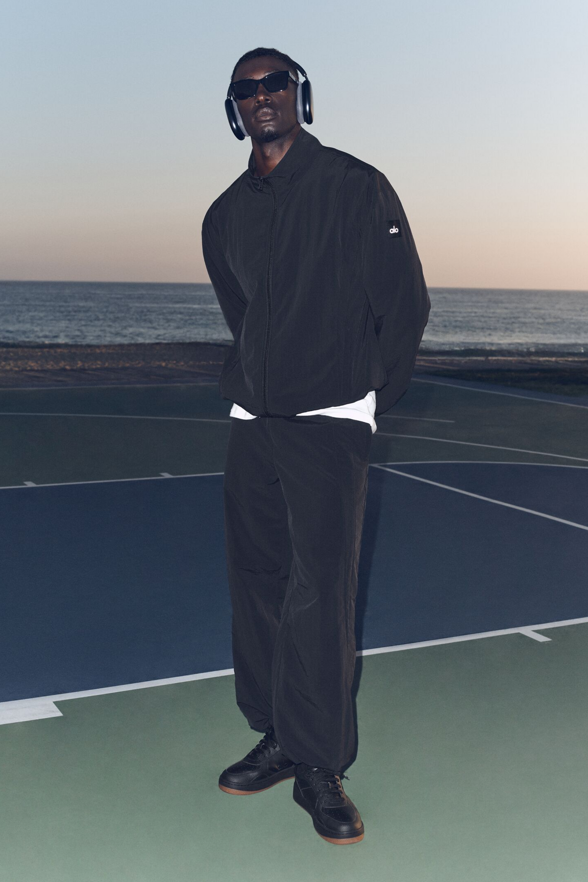 Takeaway Track Straight Leg Pant - Black (M5265R)