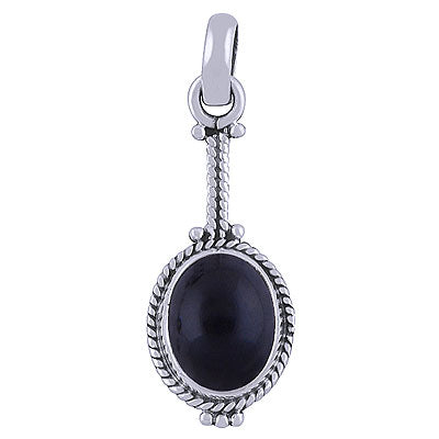 Gorgeous Twisted Wire Work Around Black Onyx Oval Shape 925 Sterling Solid Silver Pendant - R101522-25
