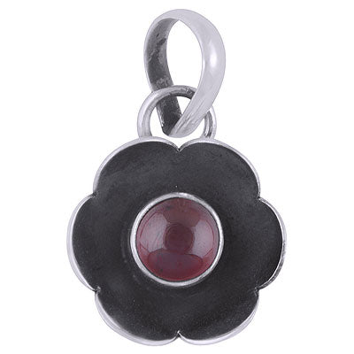 Gorgeous oxidised flower around Garnet Round Shape 925 Sterling Solid Silver Pendant - R101901-2