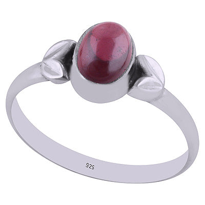 Alluring Textured Leaf Around Garnet Oval Shape 925 Sterling Solid Silver Ring - R3403009-2