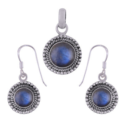 Classic Rawa Work Around Labradorite Round Shape 925 Sterling Solid Silver Pendant Set - R3600514-55