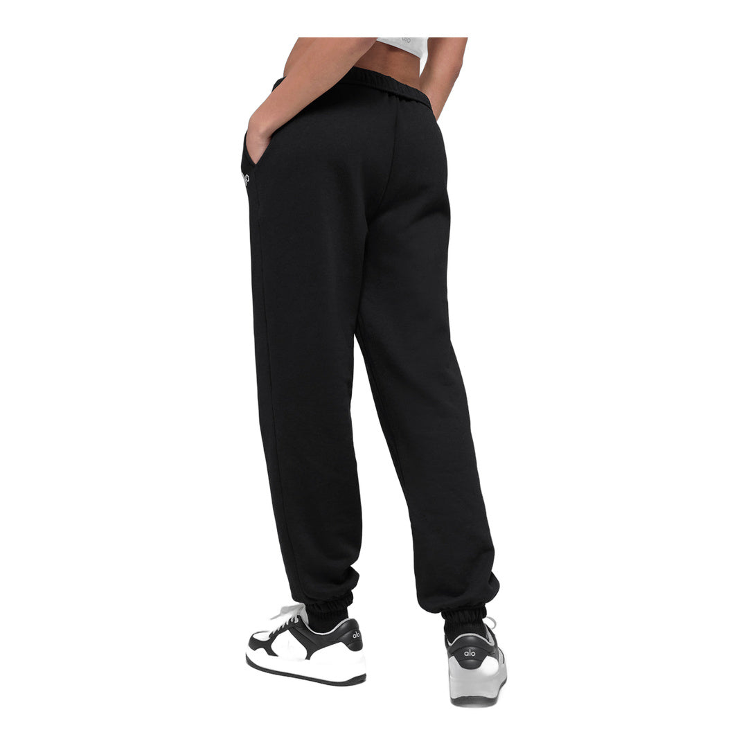 alo Accolade Sweatpant - Black by Alo Yoga