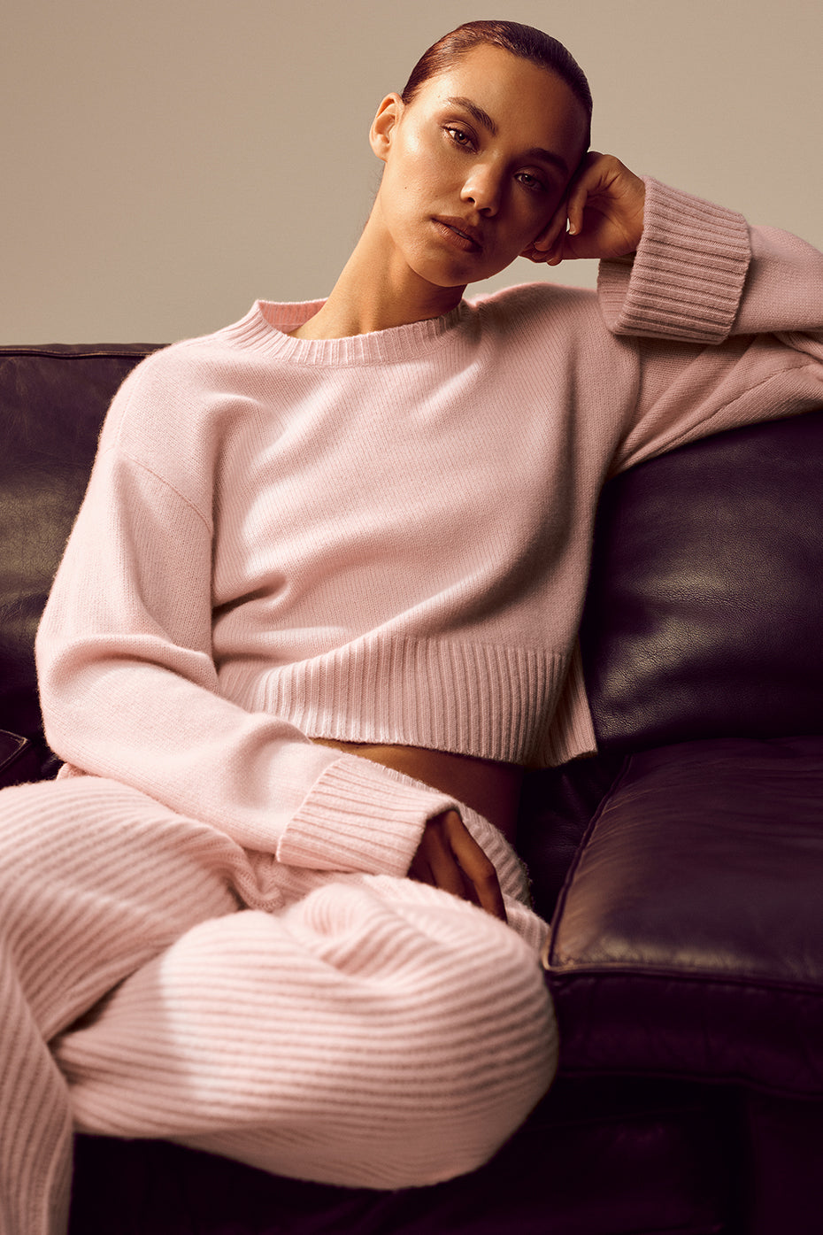 Cashmere Embrace Pullover - Frosted Pink (W31025P)