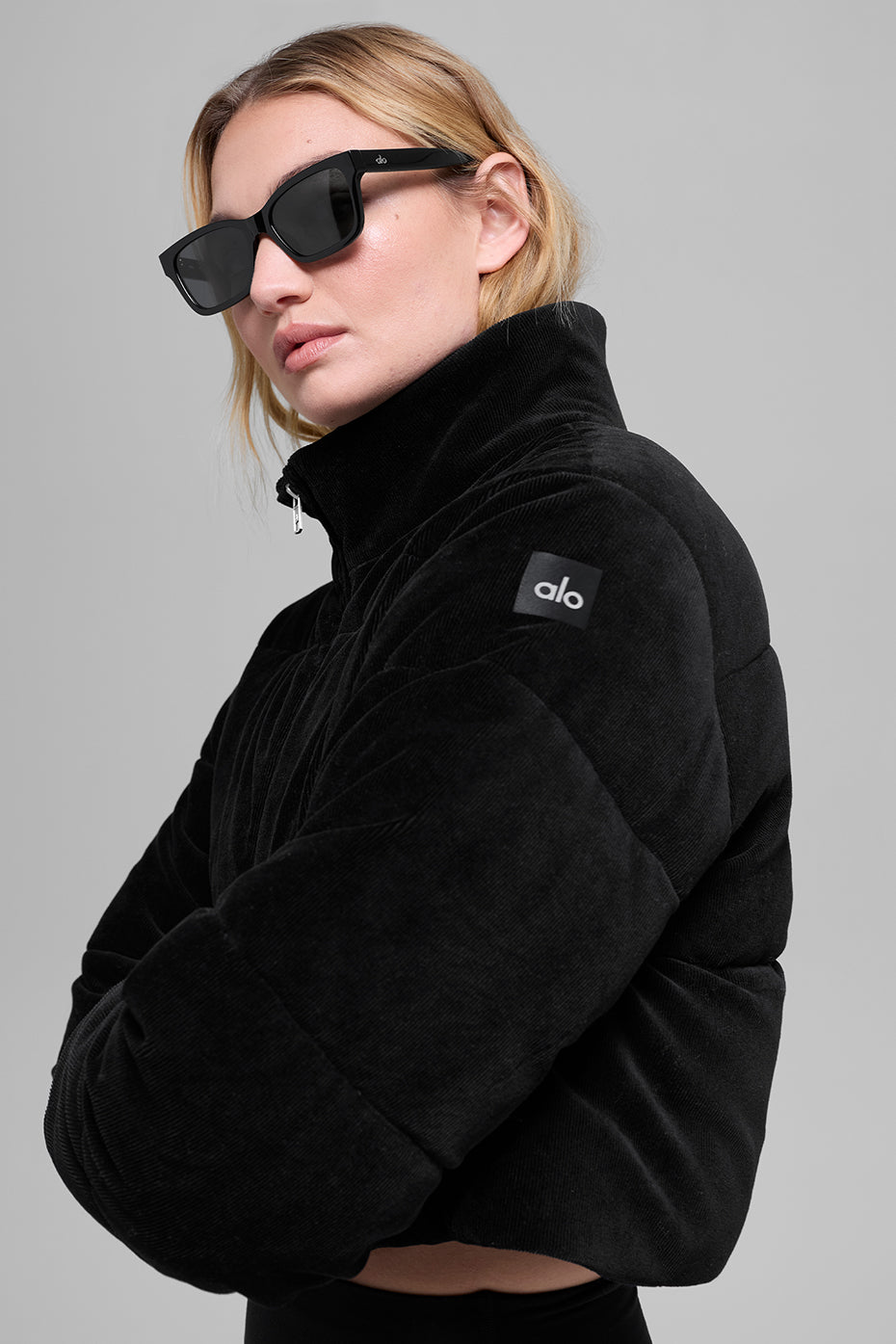 Micro Corduroy Dreamy Puffer - Black (W4749R)