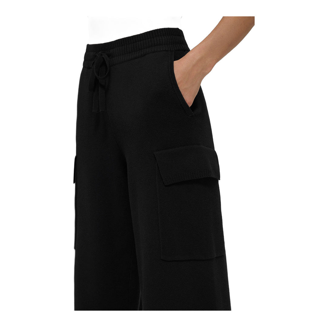 alo Scholar Knit High-Waist Cargo Pant - Black by Alo Yoga