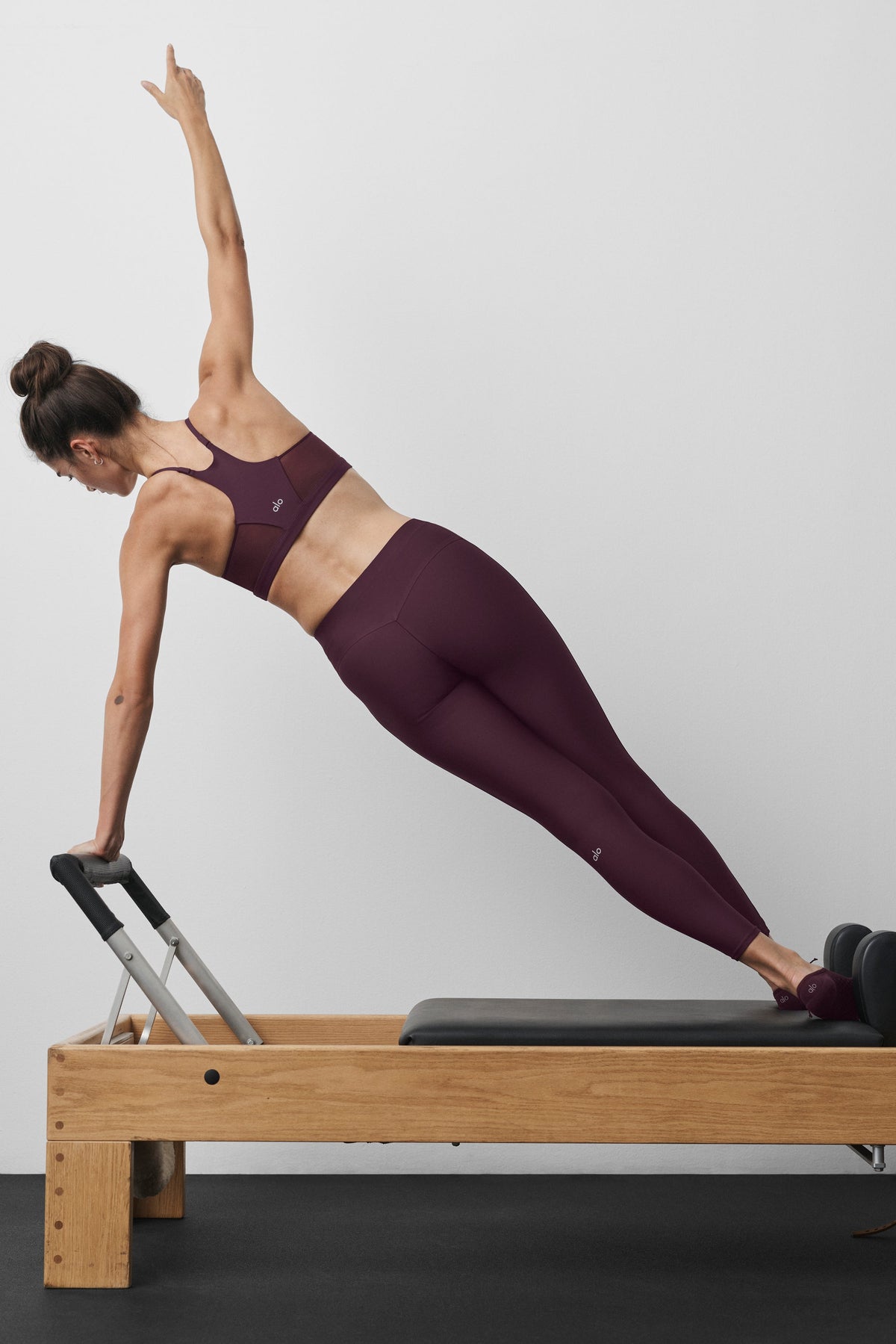 Alo Yoga Airlift High-Waist 7/8 Techlux Legging in Rich Bordeaux, product image 6 of 6