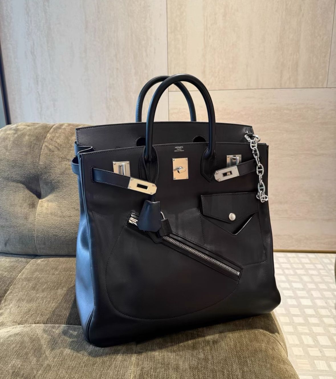 Hermès 40cm HAC – Rock Black Volupto Leather with Palladium Hardware