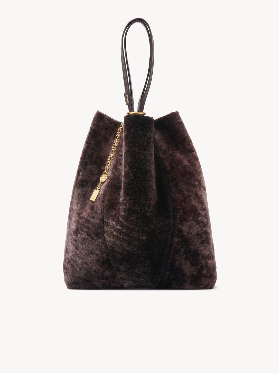 CHLOE Large Chloé Spin tote bag in shearling Kohl Brown by CHLOE
