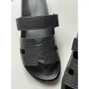 Hermès Chypre Sandals – Matte Graphite Alligator Edition