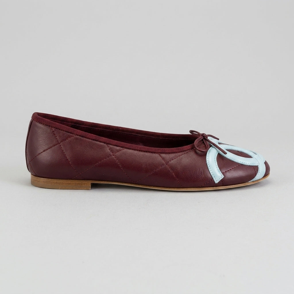 CHANEL Coco Beach Cambon Ballerina Flats – Burgundy Leather - Zeuskicks