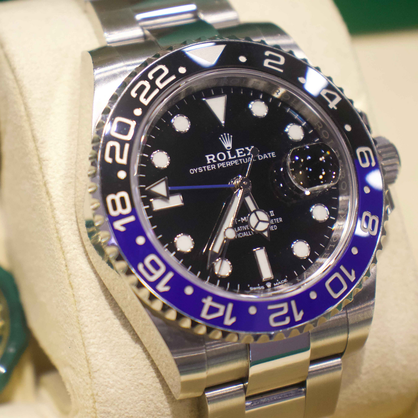ROLEX GMT-Master II GMT Black Dial Batman Bezel Men's Watch