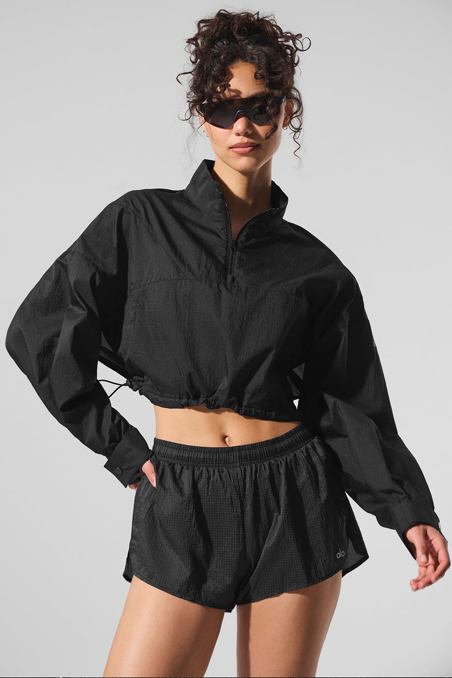Cropped 1/4 Zip Aerial Pullover - Black (W3913R)