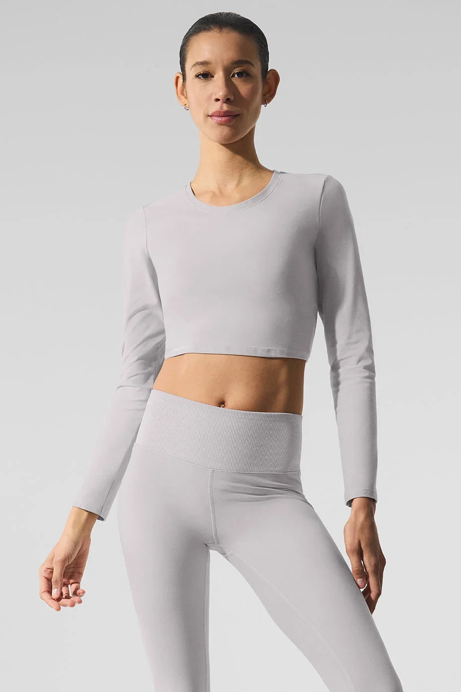 Washed Alosoft Crop Finesse Long Sleeve – Grey Sky Wash (W3601R): A Complete Style & Fit Guide