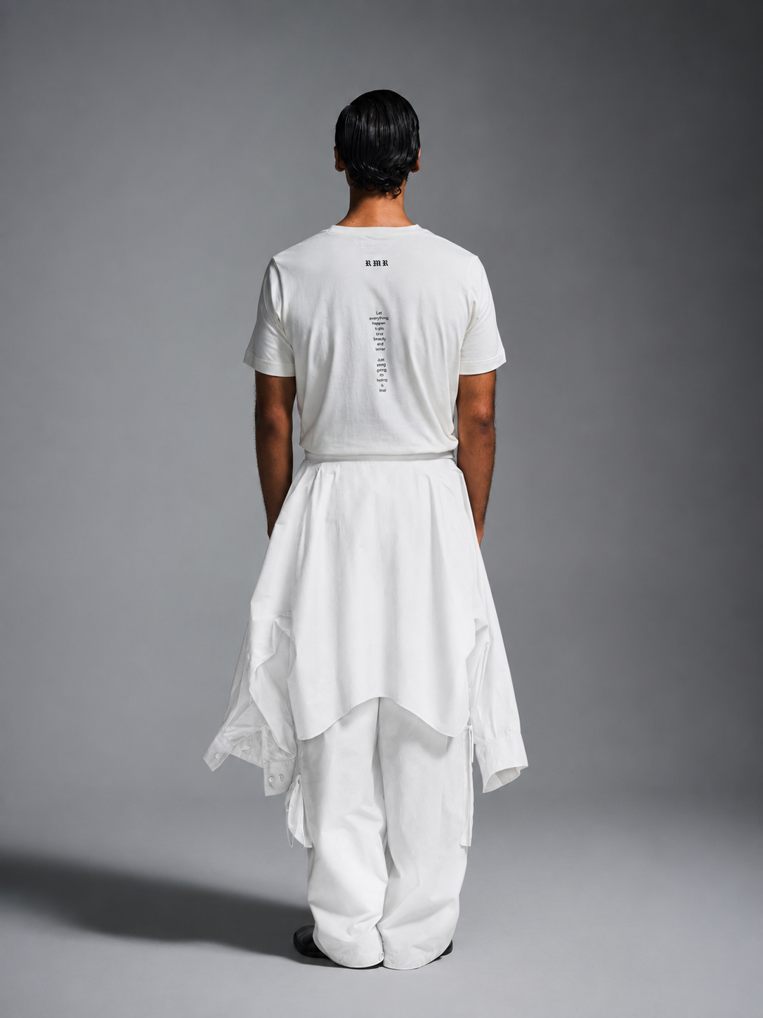 Sabr t-shirt - White by HUEMN