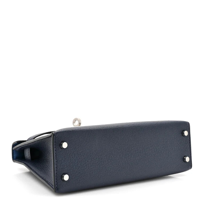 Hermès Chèvre Mysore Verso Mini Kelly Sellier 20 – Bleu Navy - Zeuskicks