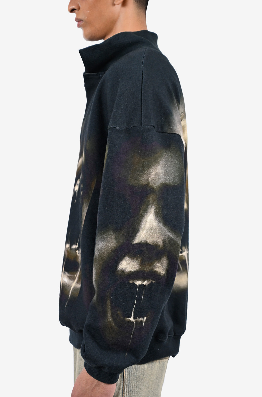 Howling sweatshirt by HUEMN