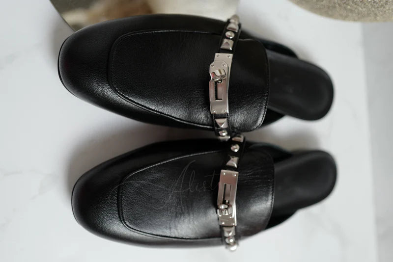 Hermès Oz Mules – Noir Chevre Leather with Clous Medor Studs