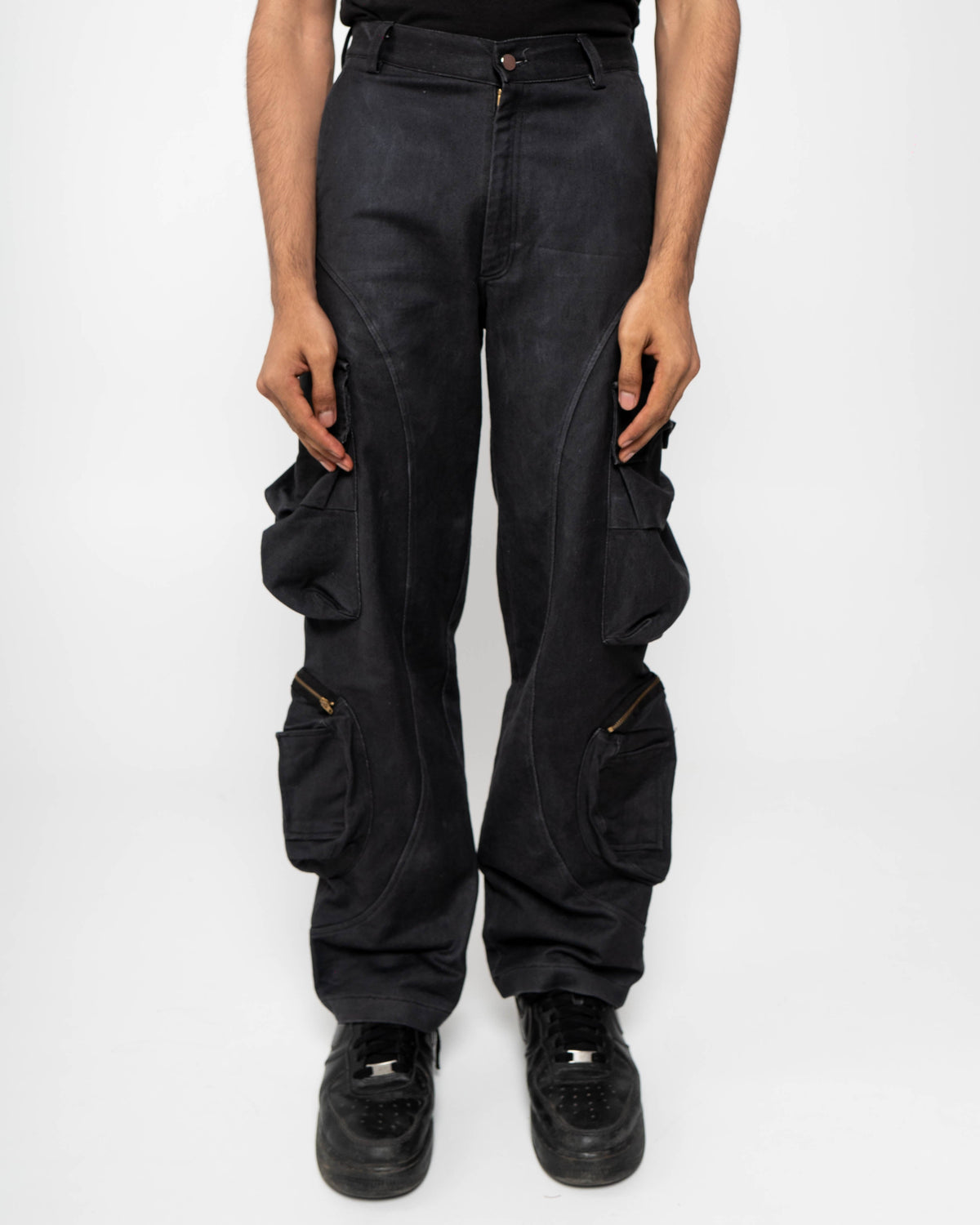 NOT BASIC ZIPPER PANTS by oddnoteven