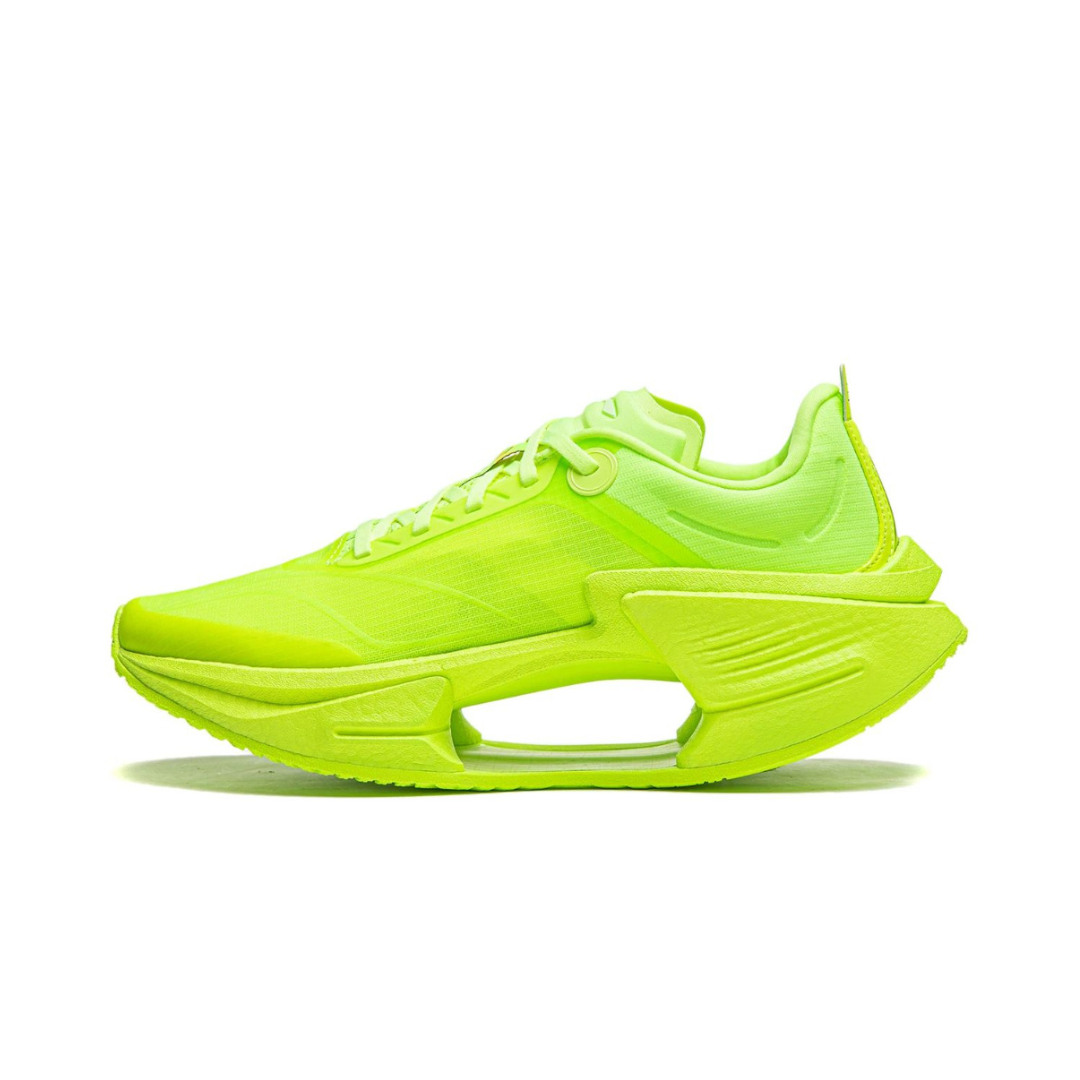 Li-Ning Shadow 3 Essential LIME by Li-Ning