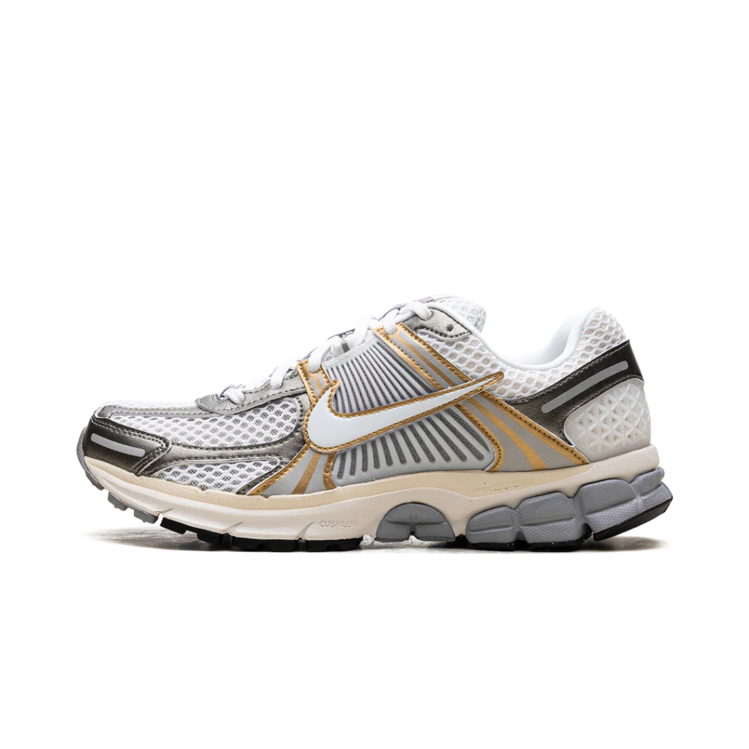Nike Zoom Vomero 5 Platinum Tint Metallic Gold by NIKE RUNNING