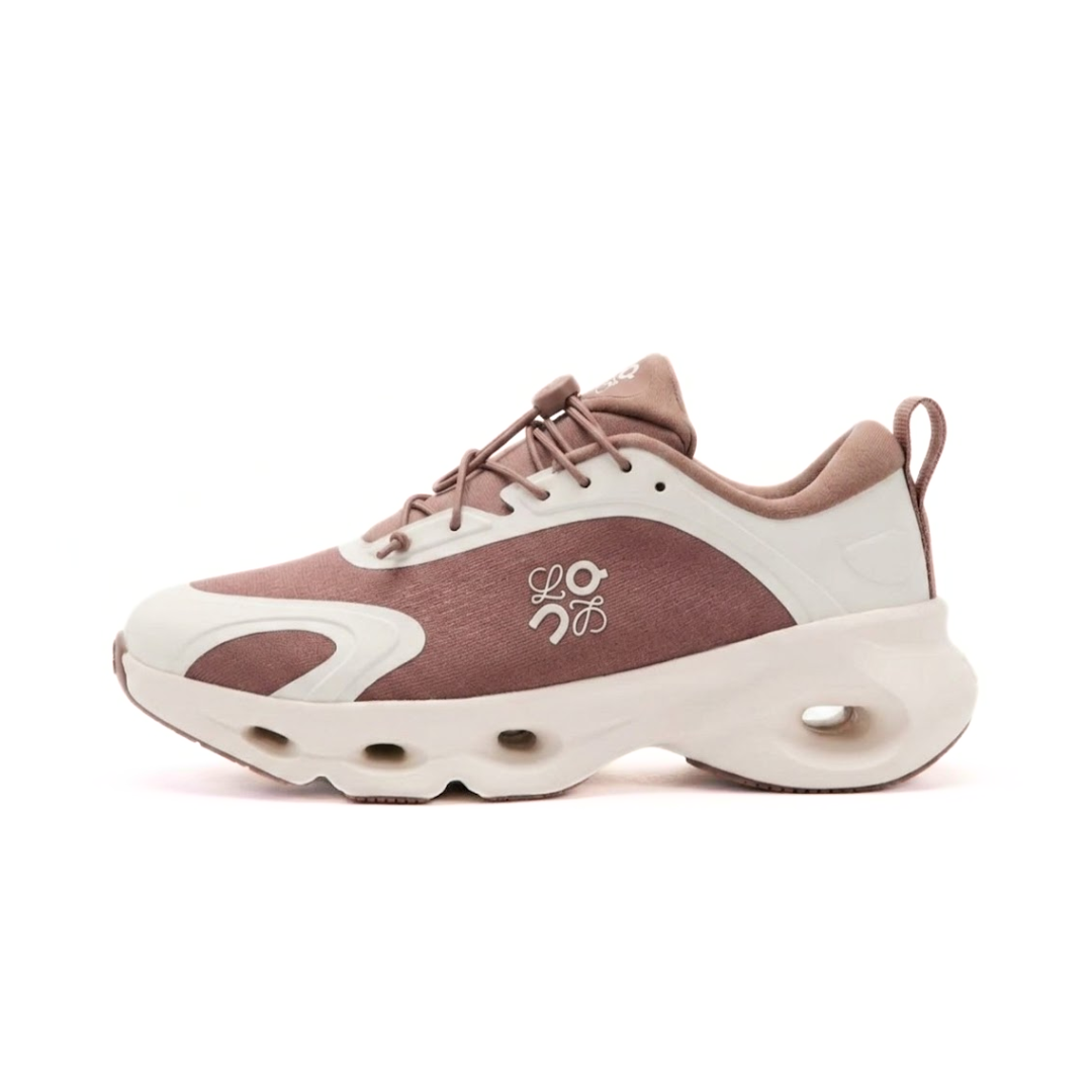 ON Running Cloudsolo Loewe Taupe Eggshell by ON