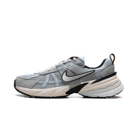 Nike V2K Run Light Pumic Black Chrome (W) by NIKE RUNNING