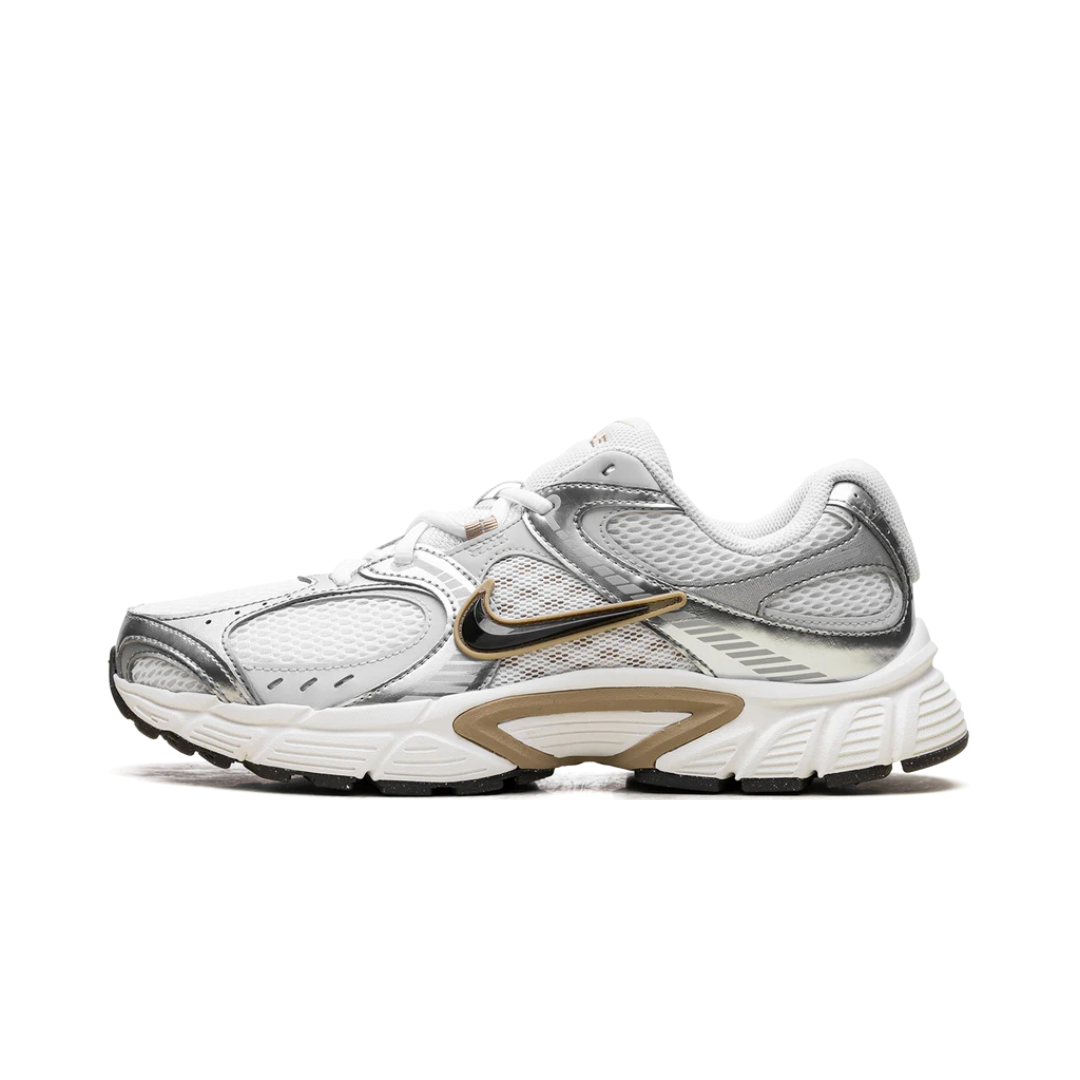 Nike V5 RNR Parachute Beige Metallic Pewter by NIKE RUNNING