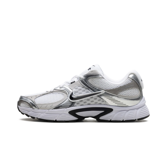 Nike V5 RNR White Vast Grey College Grey Black by NIKE RUNNING