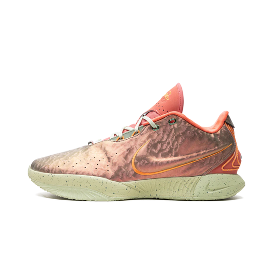 Nike LeBron 21 Queen Conch by NIKE