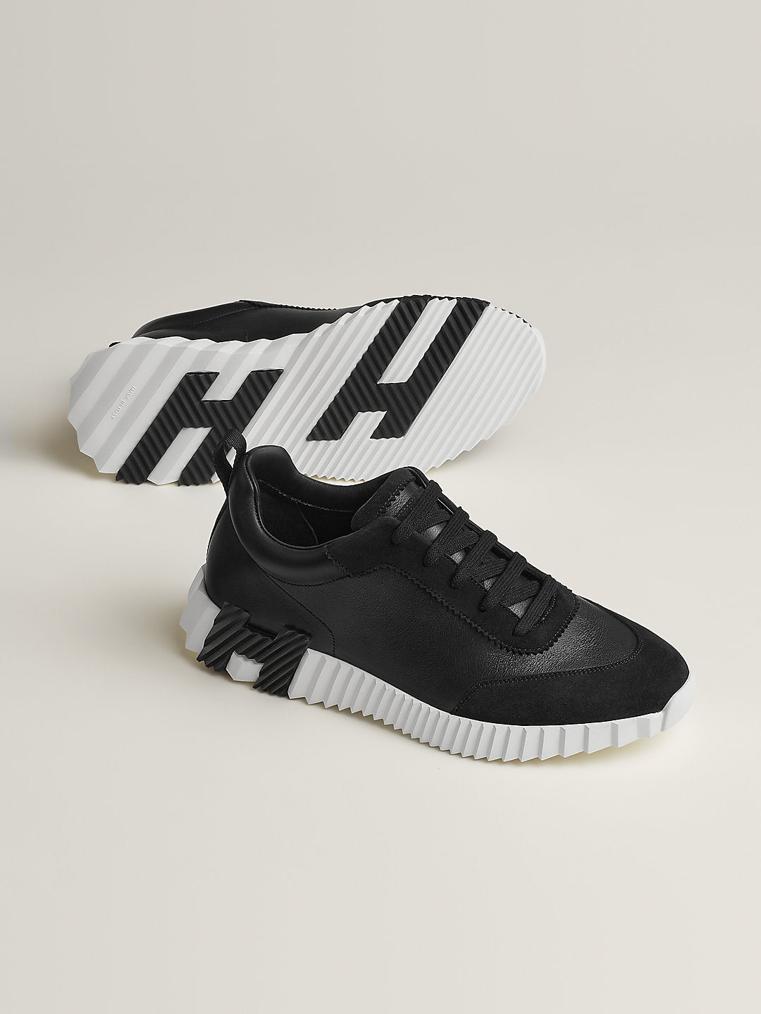 Hermès Tênis Bouncing in Noir – front view