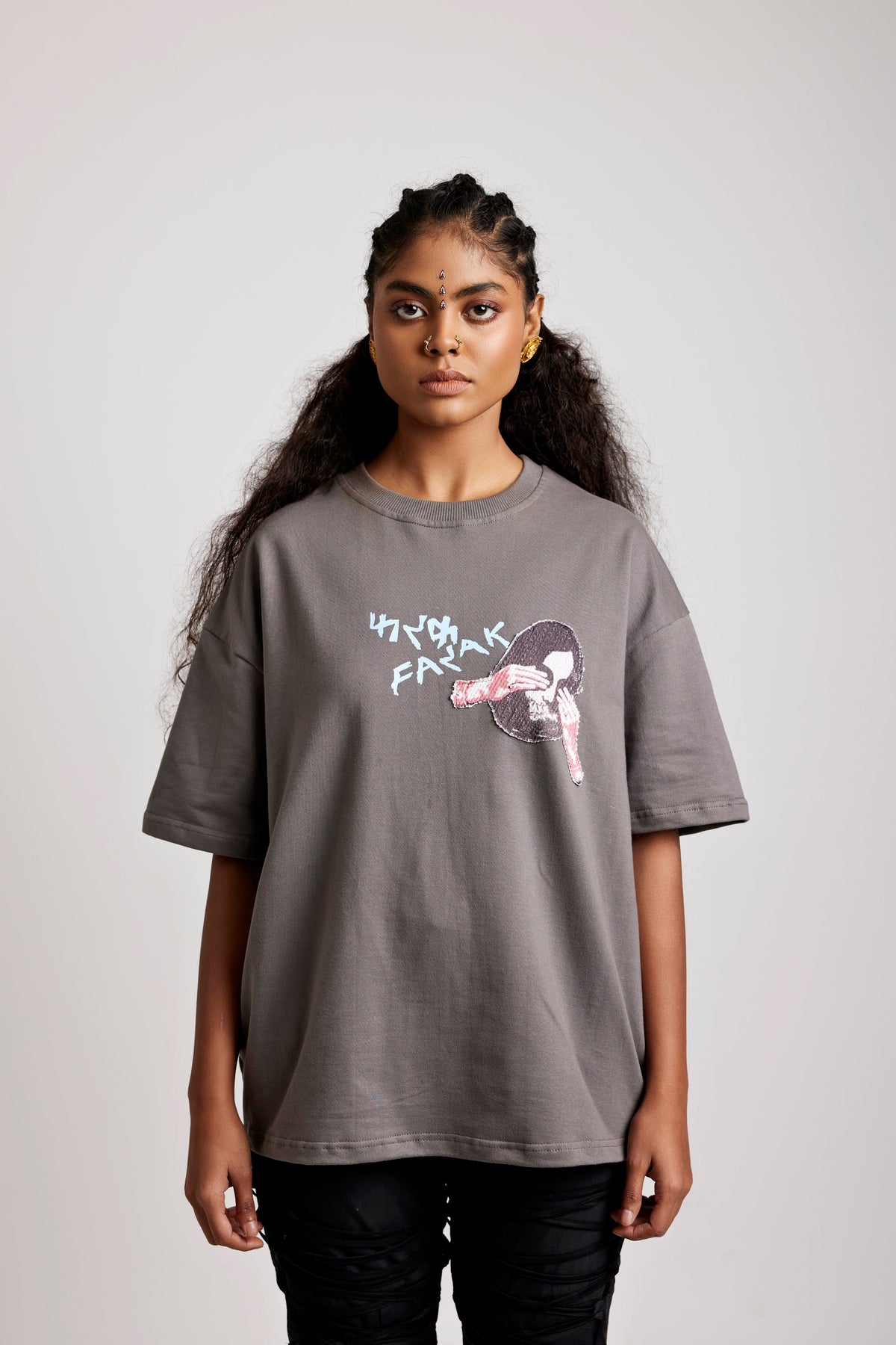 Mumtaz Andekhi - Tshirt by FARAK
