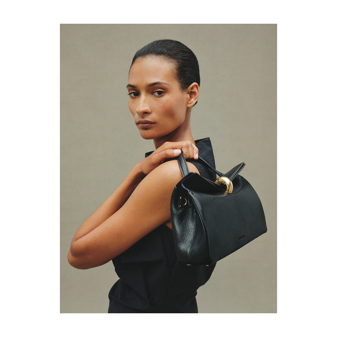 jacquemus The small Valérie Black by jacquemus